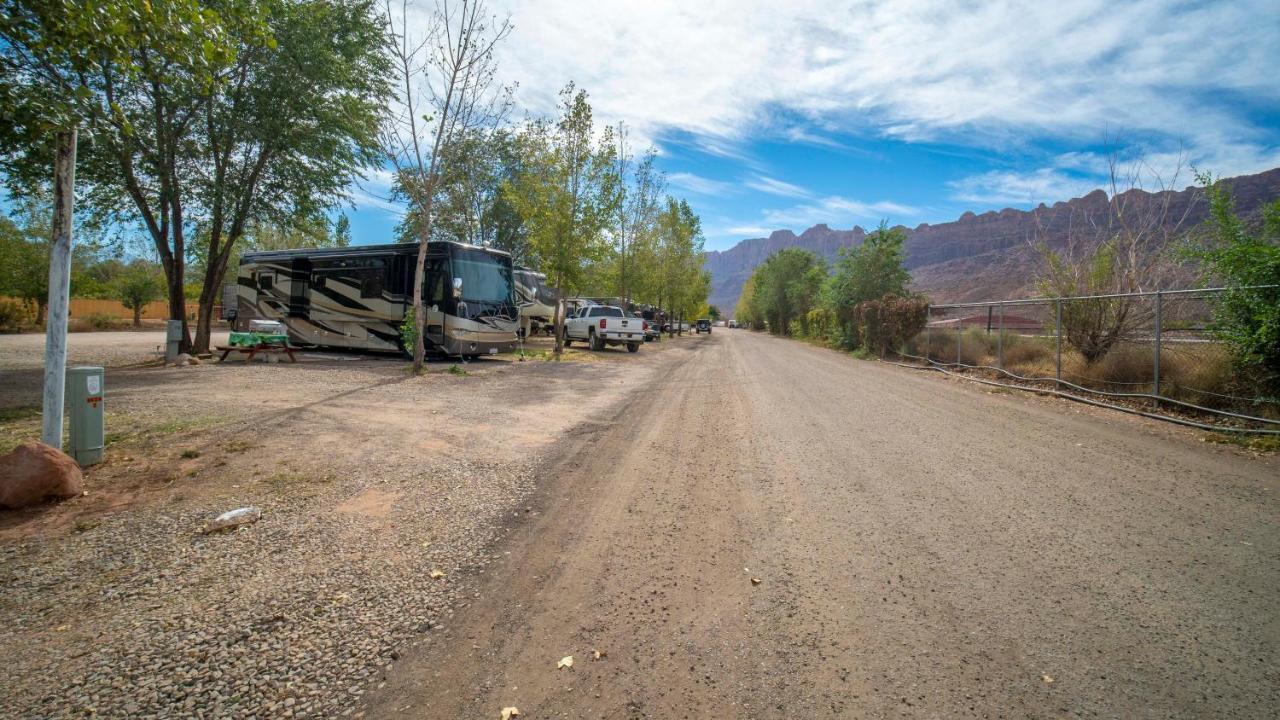 Ok Rv Park Glamping Tipi Ok55 Hotel Моуаб Екстериор снимка